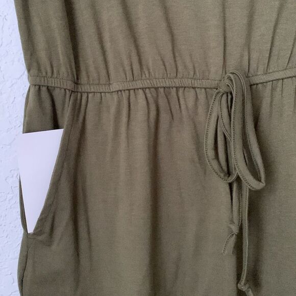 NWT YIBOCK Romper Shorts Sleeveless Elastic Waist Olive Green Size M - Picture 5 of 6